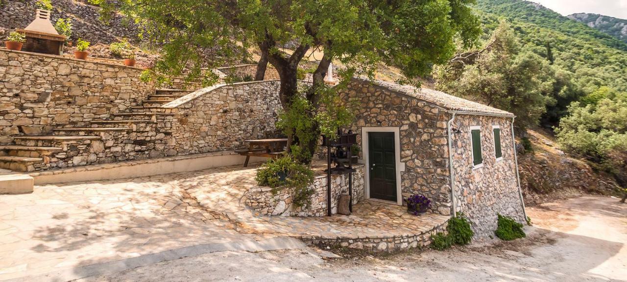 Castelli Olive Press Vendégház Aharávi Kültér fotó