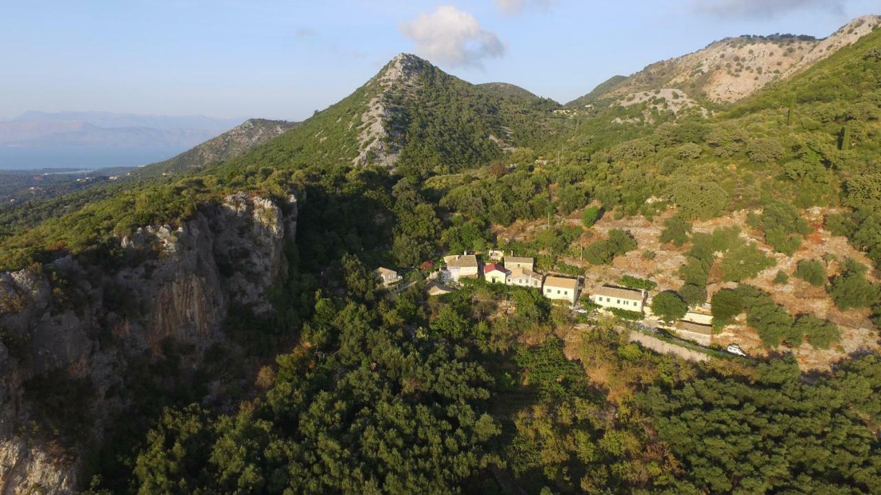 Castelli Olive Press Vendégház Aharávi Kültér fotó