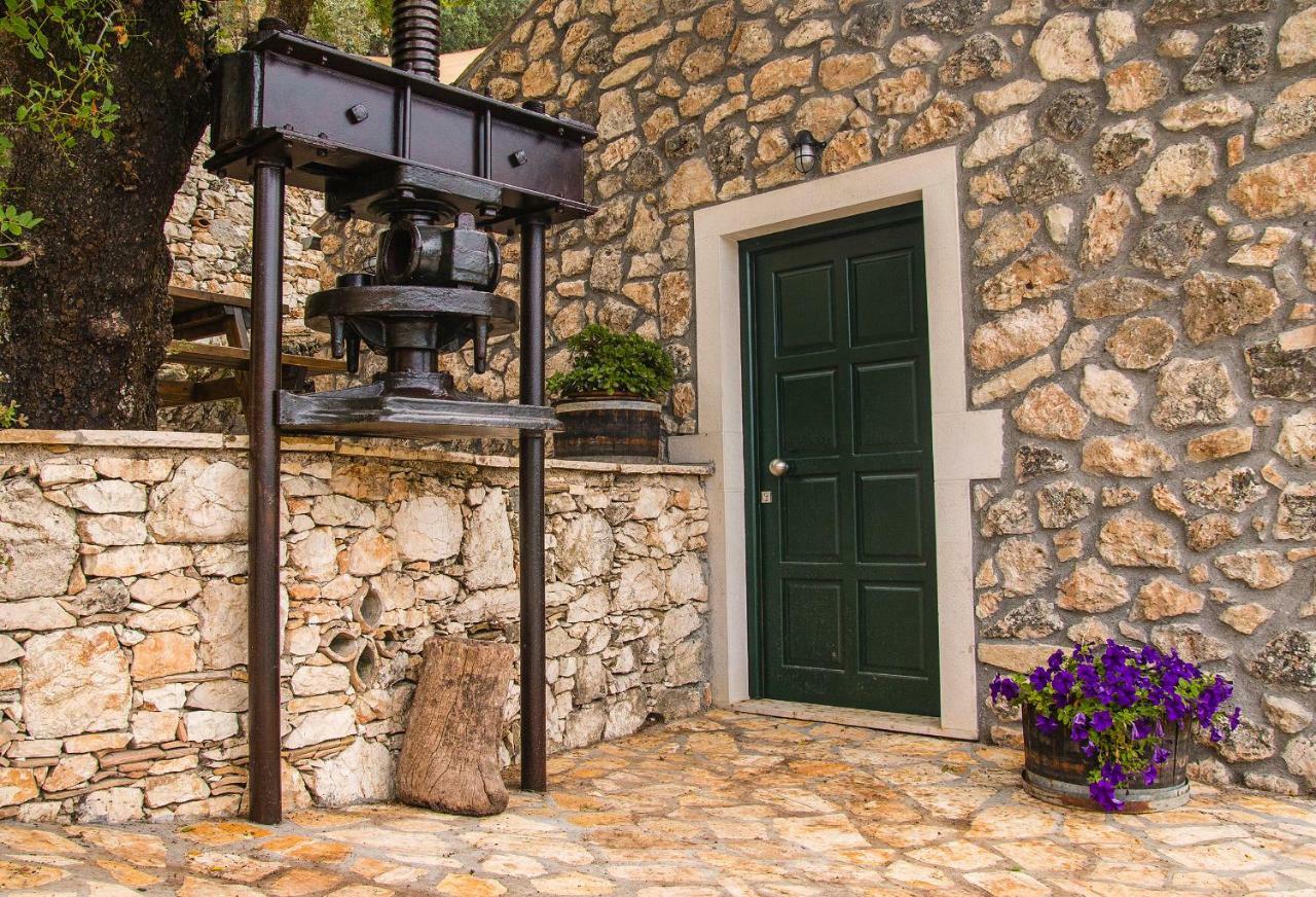 Castelli Olive Press Vendégház Aharávi Kültér fotó